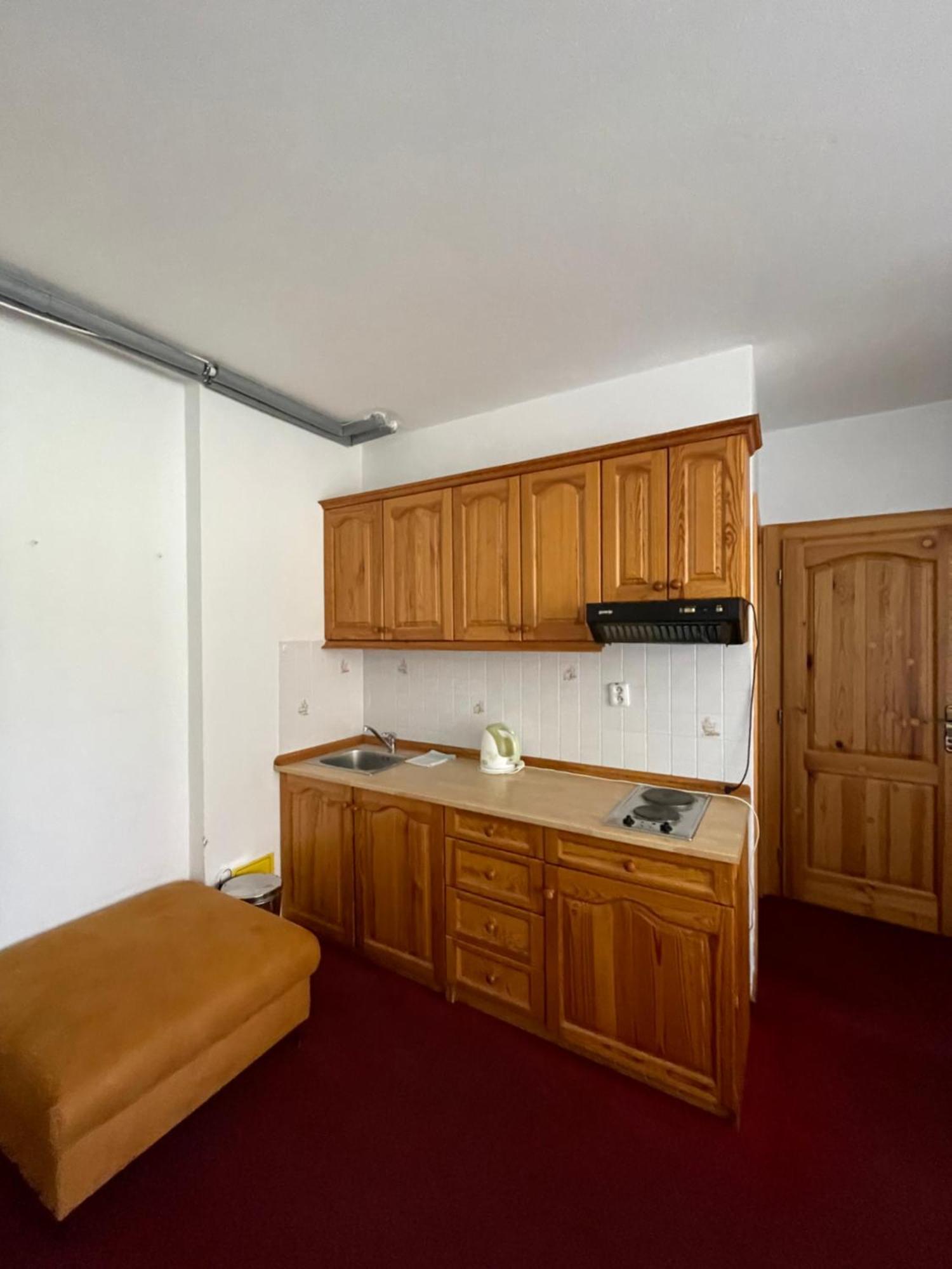 Penzion Teniscentrum Tatranska Lomnica Luaran gambar